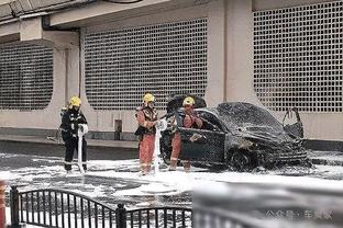 都在五大联赛踢球！日本队踢越南玩起来了！